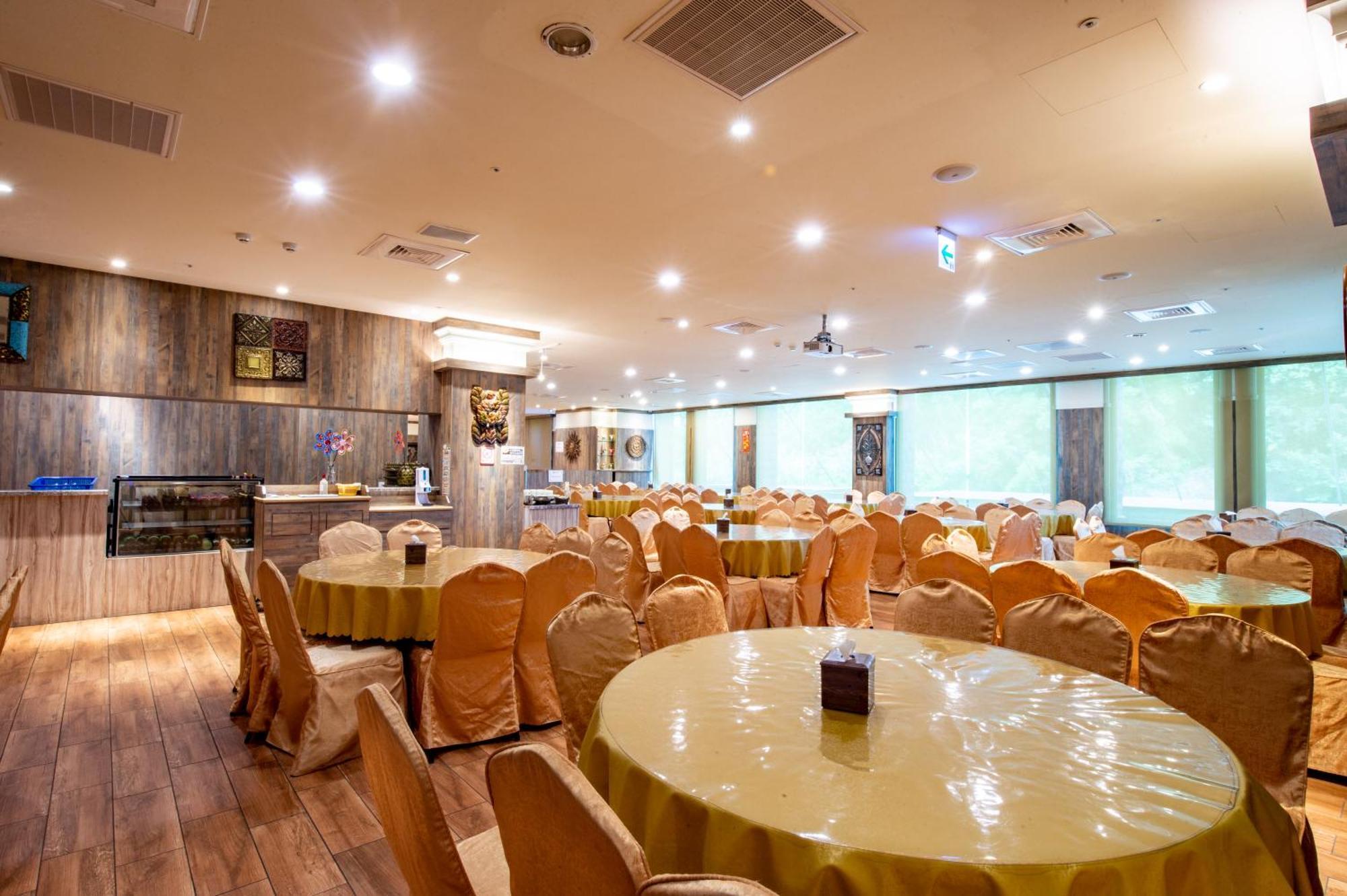 鱼池乡 经典大饭店范特奇堡酒店 外观 照片